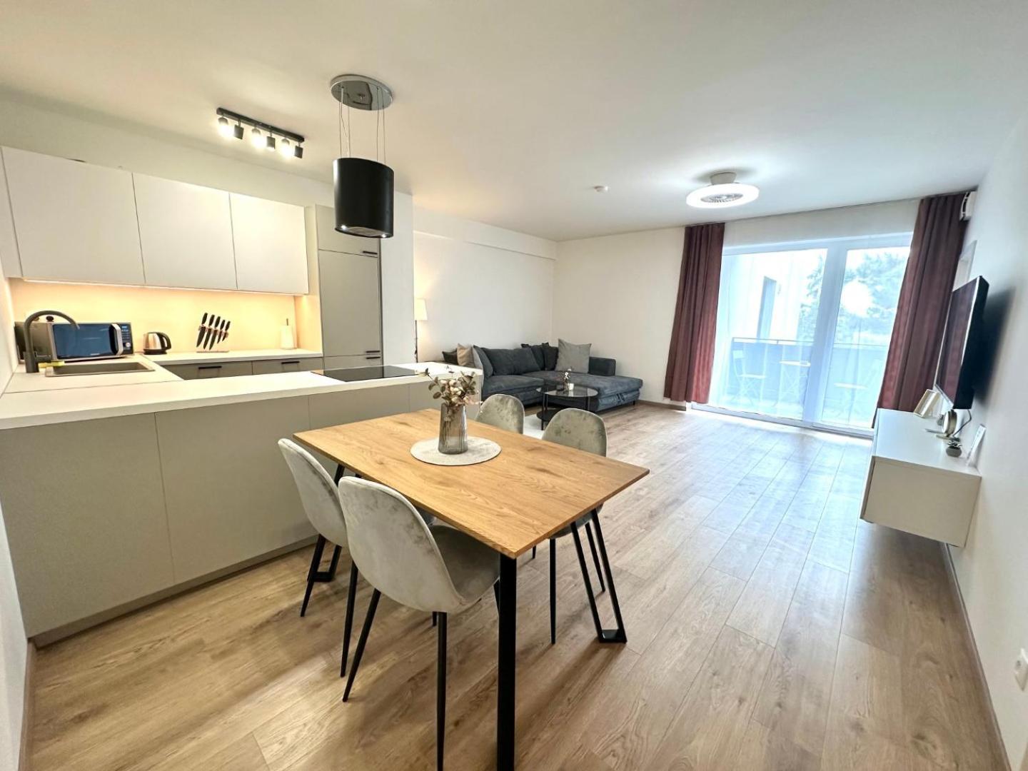 2 Room Apartment, New Building, Balcony, 208 Rovinka Екстериор снимка